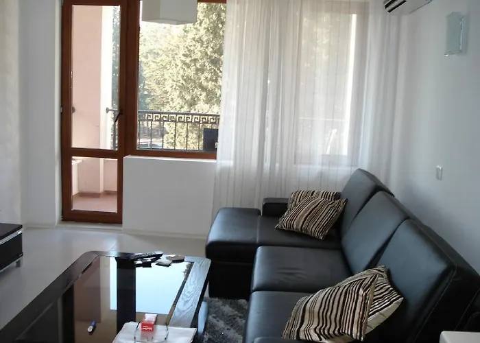 Rich Νεσέμπαρ